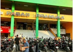 Gubernur Pramono Anung jamin tidak ada penggusuran pedagang Pasar Pramuka