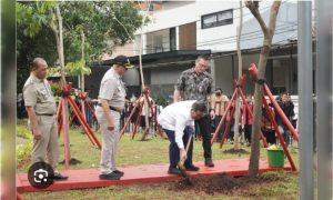 Digagas Hardiyanto Kenneth, Taman Bugar di Jakarta Barat diresmikan Pramono