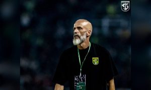 Persebaya Surabaya pecat pelatih Eduardo Perez Moran
