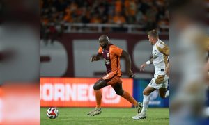 Ditenggelamkan Borneo FC, Dewa United FC kian dekat zona degradasi
