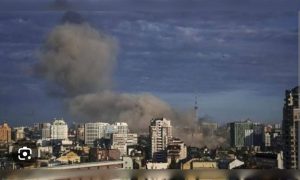 Satu meninggal dalam serangan massif Rusia ke ibu kota Ukraina Kiev