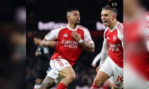 Arsenal kukuh di puncak klasemen setelah tembak Aston Villa