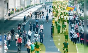 Car free day pertama di Jalan HR Rasuna Said Jakarta meriah, ada orang asing